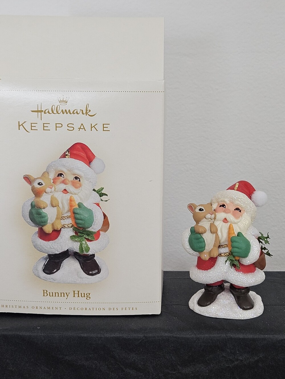 Hallmark Keepsake Ornament: 2006 Bunny Hug Christmas Santa Clause